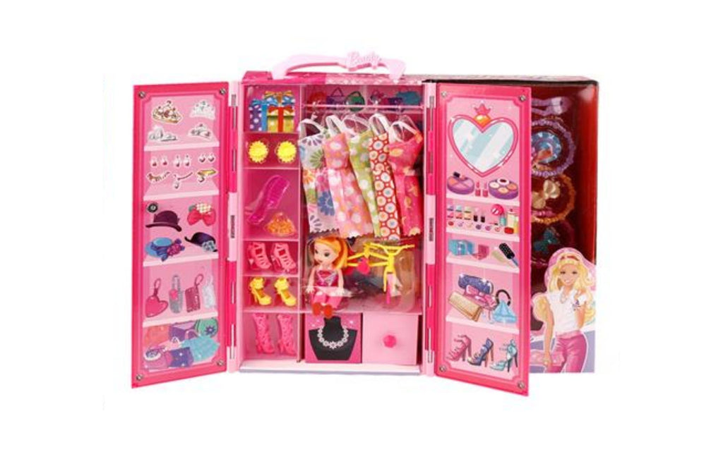 Doll with Vogue Closet Wardrobe